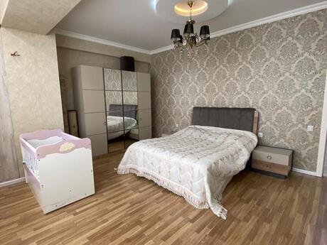 Elan №5791744 - Bakı, Elmlər Akademiyası m., 4 otaqlı, 200.6 m², 9/16 mərtəbə