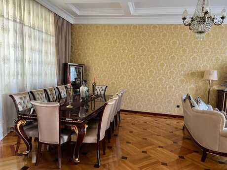 7 otaqlı həyət evi/bağ evi - Nəsimi m. - 550 m²