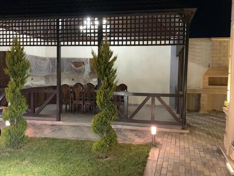 6 otaqlı həyət evi/bağ evi - Mərdəkan q. - 350 m²