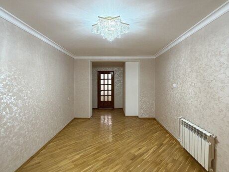 Elan №5791960 - Bakı, Bakıxanov q., 3 otaqlı, 60 m², 2/5 mərtəbə