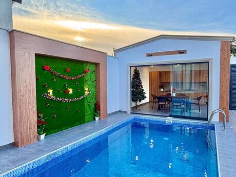 4 otaqlı həyət evi/bağ evi - Şüvəlan q. - 160 m²