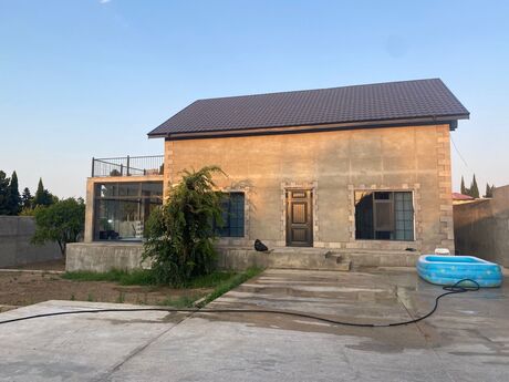 5 otaqlı həyət evi/bağ evi - Novxanı q. - 350 m²