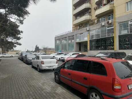 Obyekt - Şah İsmayıl Xətai m. - 215 m²