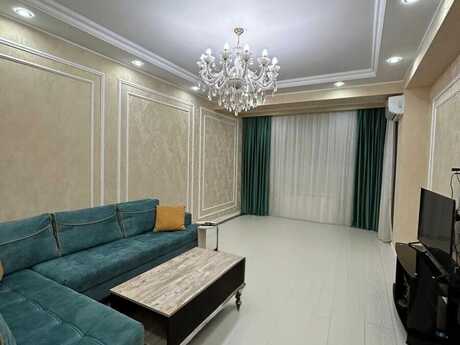 Elan №5780382 - Bakı, 28 May m., 3 otaqlı, 100 m², 7/17 mərtəbə