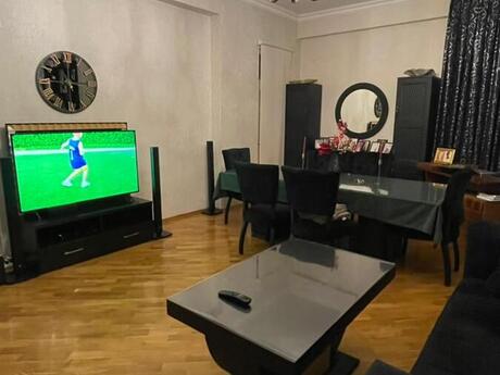 3 otaqlı yeni tikili - İnşaatçılar m. - 137 m²