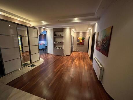 4 otaqlı yeni tikili - Nizami m. - 183 m²
