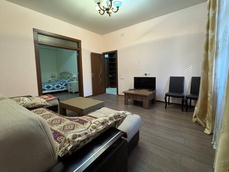 2 otaqlı yeni tikili - Şah İsmayıl Xətai m. - 66 m²