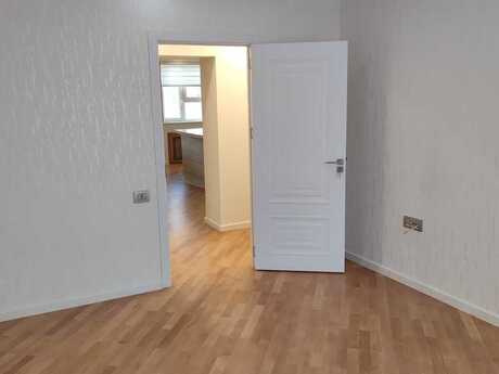 3 otaqlı köhnə tikili - Əmircan q. - 90 m²