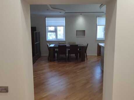 3 otaqlı köhnə tikili - Əmircan q. - 90 m²