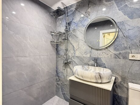 2 otaqlı köhnə tikili - Elmlər Akademiyası m. - 50 m²