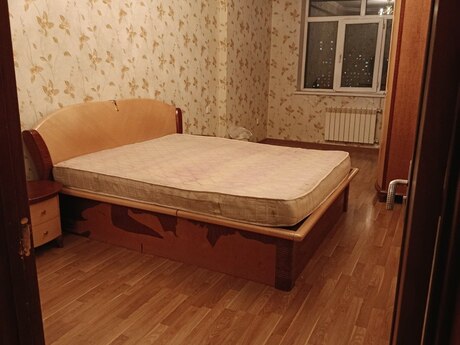 3 otaqlı yeni tikili - İnşaatçılar m. - 130 m²