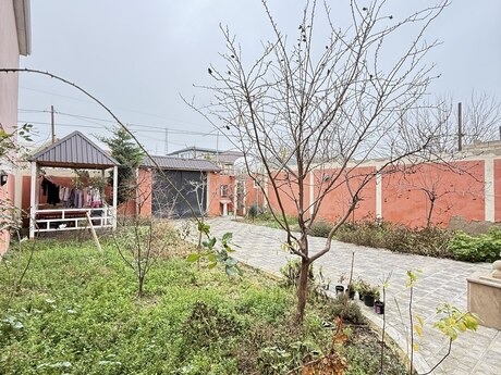 4 otaqlı həyət evi/bağ evi - Buzovna q. - 95 m²