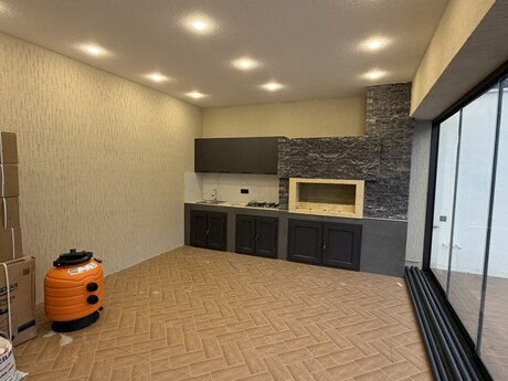 4 otaqlı həyət evi/bağ evi - Mərdəkan q. - 150 m²
