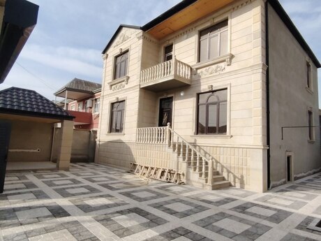 6-комн. дом/дача - пос. Биладжары - 280 м²