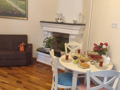 5 otaqlı ofis - Nizami m. - 195 m²