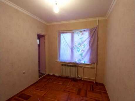 3 otaqlı köhnə tikili - Neftçilər m. - 72 m²