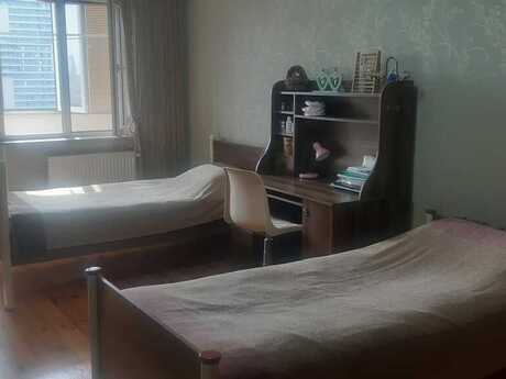 3 otaqlı yeni tikili - 8 Noyabr m. - 92 m²