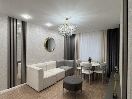 2 otaqlı köhnə tikili - Elmlər Akademiyası m. - 55 m²