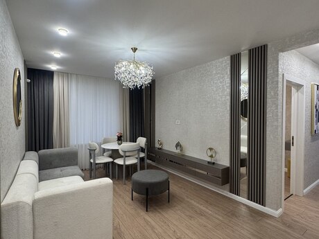 2 otaqlı köhnə tikili - Elmlər Akademiyası m. - 55 m²