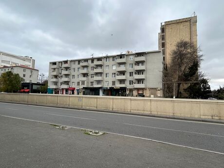 Объявление №5790684 - Баку, м. Гянджлик, 3-комн., 86 м², 3/5 этаж