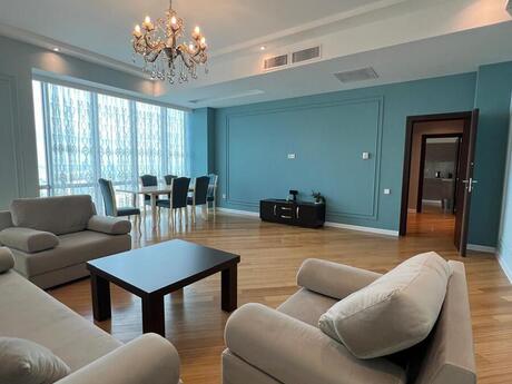 3 otaqlı yeni tikili - Elmlər Akademiyası m. - 156 m²