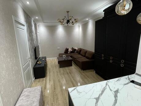2 otaqlı köhnə tikili - Memar Əcəmi m. - 45 m²