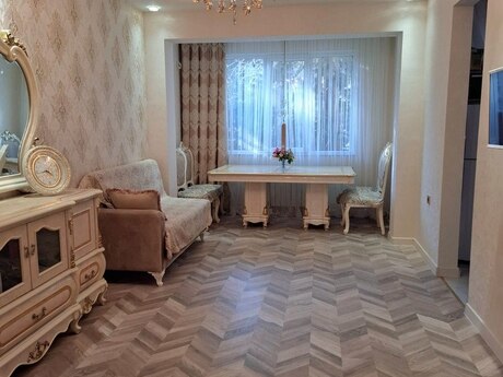 Elan №5795419 - Bakı, Memar Əcəmi m., 2 otaqlı, 55 m², 3/5 mərtəbə