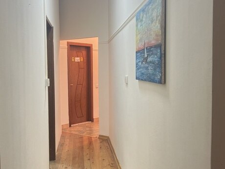 Obyekt - Elmlər Akademiyası m. - 84 m²
