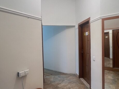 Obyekt - Elmlər Akademiyası m. - 84 m²