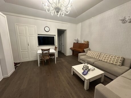 2 otaqlı köhnə tikili - Nəriman Nərimanov m. - 60 m²