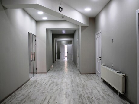 9 otaqlı ofis - Memar Əcəmi m. - 380 m²