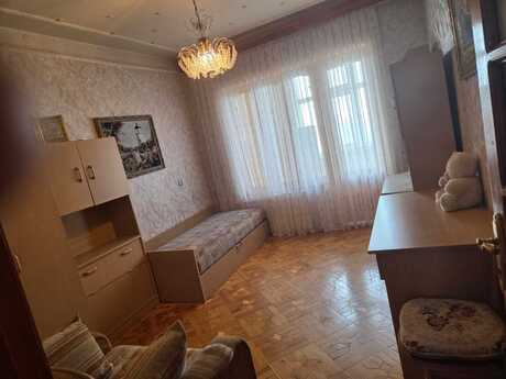 4 otaqlı köhnə tikili - 9-cu mikrorayon q. - 100 m²