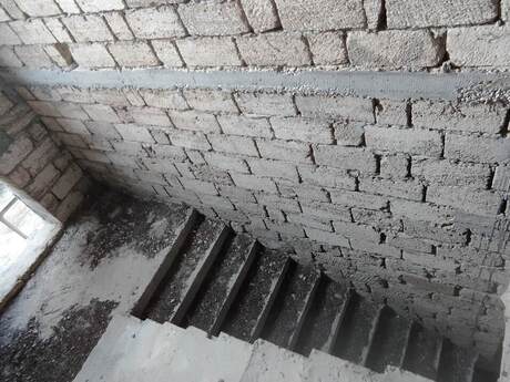 8 otaqlı həyət evi/bağ evi - Yeni Ramana q. - 585 m²