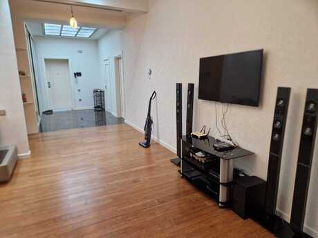 4 otaqlı yeni tikili - Nəsimi r. - 180 m²