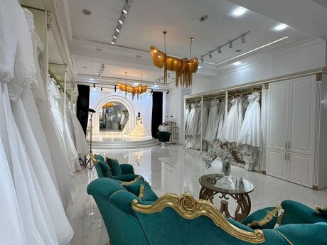 Obyekt - İnşaatçılar m. - 165 m²
