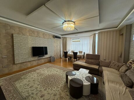 Объявление №5796843 - Баку, м. 8 ноября, 4-комн., 210 м², 6/18 этаж