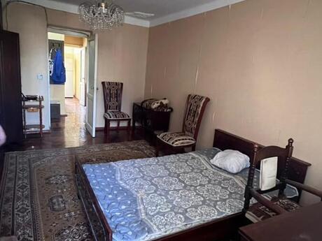 3-комн. вторичка - м. Иншаатчылар - 75 м²