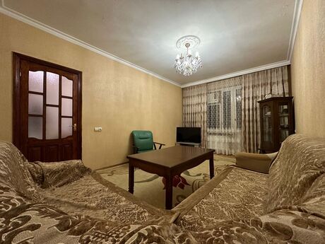 3 otaqlı köhnə tikili - Bayıl q. - 70 m²