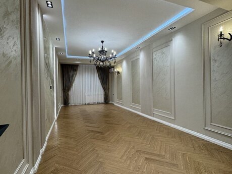 4-комн. новостройка - Насиминский  р. - 137 м²