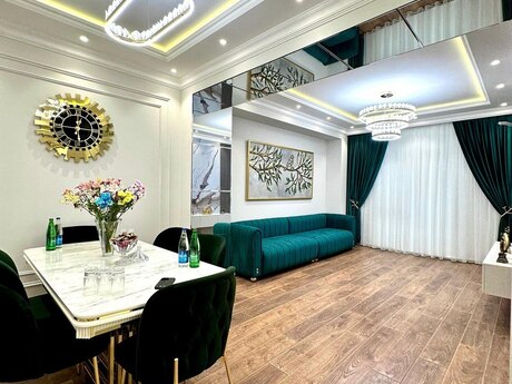 3-room apartment, 130 m², İnşaatçılar: 305 000 ₼ 2