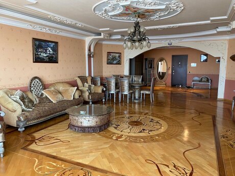 4 otaqlı yeni tikili - Gənclik m. - 185 m²