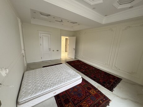 5 otaqlı yeni tikili - Ağ şəhər q. - 193 m²