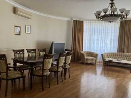 Elan №5798846 - Bakı, 28 May m., 5 otaqlı, 230 m², 10/16 mərtəbə