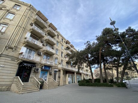 2 otaqlı köhnə tikili - Yasamal r. - 60 m²
