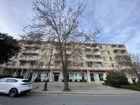 2 otaqlı köhnə tikili - Yasamal r. - 60 m²