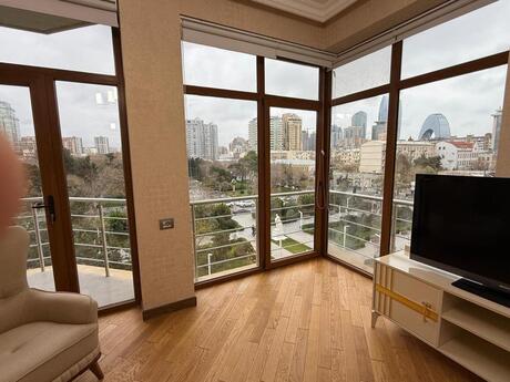 Kirayə 2 otaqlı mənzil, 90 m², 28 May: 1 600 ₼/ay 5