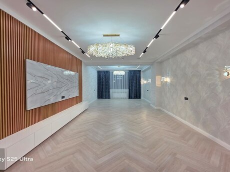 4 otaqlı yeni tikili - Şah İsmayıl Xətai m. - 172.5 m²