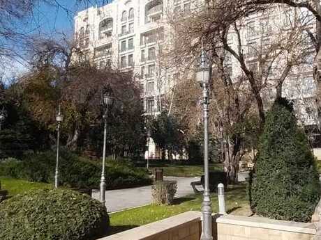 6 otaqlı yeni tikili - Nizami m. - 337 m²