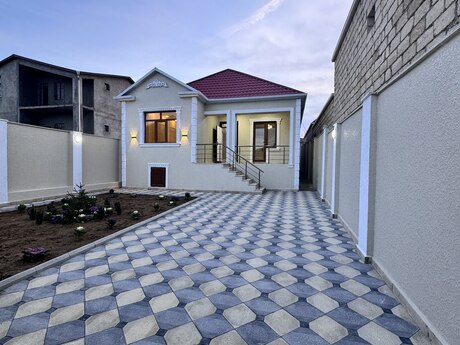 4 otaqlı həyət evi/bağ evi - Masazır q. - 140 m²