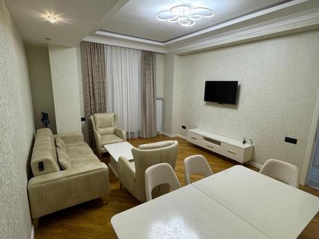 Объявление №5507412 - Баку, пос. Аг шехер, 2-комн., 65 м², 4/8 этаж